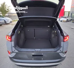  24 فولكس واجن Volkswagen ID4 CROZZ PRO