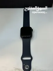  5 Apple Watch s8  41mm بحالة الجديد غير مستخدمة