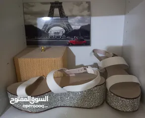  1 براند زارا و شارلز اند كيت 15 دينار