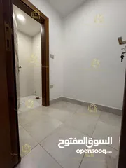  19 شقة فاخرة - لم تسكن - دير غبار - 3نوم 1ماستر - 220م - بإطلالــــه مميزة - قرب الخدمات العامة