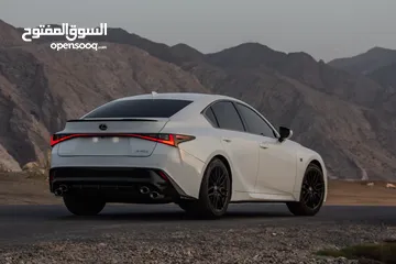  11 لكزس ISF500  موديل 2023 ممشى 7 الف فقط