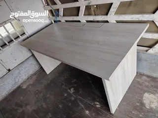  2 طاولة مكتب