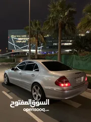  1 Mercedes e240