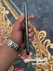  4 أيفون 11 برو ماكس