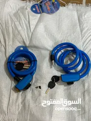  21 لدينا جميع  انواع الزينة و قطع البسكليتات وصيانتها