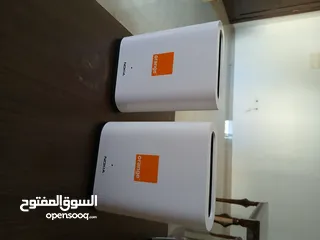  4 راوترات و مقوي اشارات للبيع