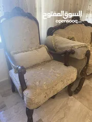  5 طقم كنب بحالة جيدة للبيع