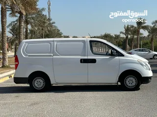  3 For Sale: Hyundai H-1 2013 (White)