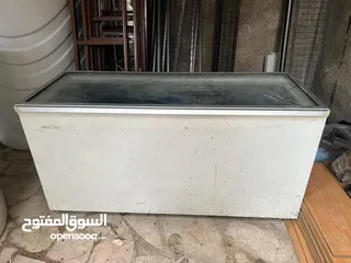 2 فريزر سناكات ومجمدات اكبر حجم  للبيع بسعر مغري
