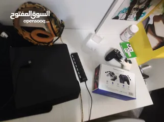  26 جهاز بلاي ستيشن اربعة مستعمل سليم  used play station device ps4 slim مع ثلاث ايادي 1 اصلي 2 مو اصلي