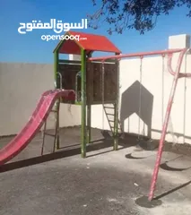  1 كوخ مع مراجيح وسحاسيل