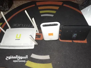  1 راوترات وموزع