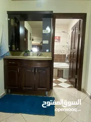  14 شقة مميزة بإطلالة رائعة سوبر ديلوكس على الشارع الرئيسي. منطقة خلة قيس قريبة جدا على بيت جالا ...