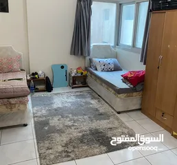  2 مش محتاج غير شنطة ملابسك لتنقل السكن معنا و الباقي علينا