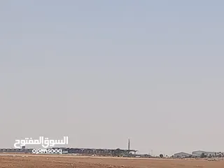  11 أرض للبيع في القسطل قرب شارع المطار