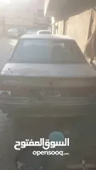  3 سيارة رينو عاطلة موديل 1990