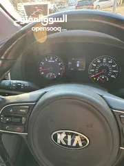  9 Kia sportage 2019 - 2.0 - Full options