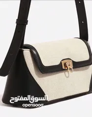  2 شنطة كتف بيج و اسود