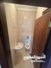  11 شقة طابقية في أجمل مناطق وادي الكبرا بالقرب من محطة السلام