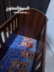  4 تخت بيبي بحالة الوكالة للبيع