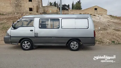  12 باص هيونداي H100 بسعر مغري