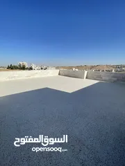  14 طابق اخير مع روف مميزة جدا