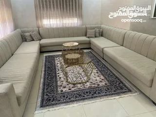  2 كورنر كبير يتسع ل 16 شخص تفصيل دانلوب مريح شبه جديد ولا نقره للبيع في قرية النخيل