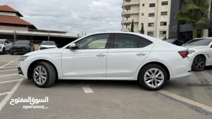  13 سكودا اوكتافيا ترخيص 2022 محرك 2000 ديزل جير أوتوماتيك 150 حصان