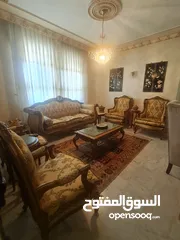  1 طقم كنب فاخر كالجديد