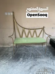  9 اثاث صالون او حلاق او مساج مستعمل للبيع