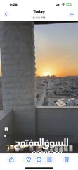  19 شقق طابقيه ارضيه  جديده فاخره في الزرقاء الجديده شارع الونك ( الكرامه )