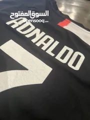  5 Youth adidas Cristiano Ronaldo Black Juventus 2019/20 Home Replica Player Jersey
