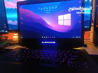  4 لابتوب قيمنق للبيع