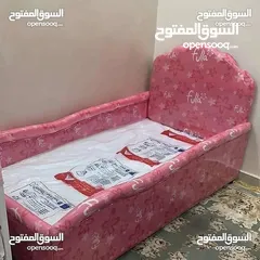  1 سرير طبي