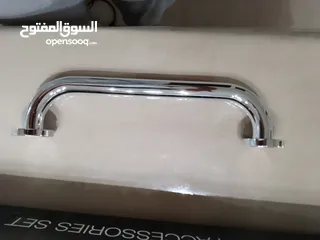  3 جهاز تسخين الماء الفوري وعلاقات بشكير وطقم حمام