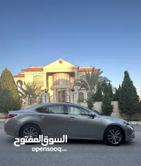  7 لكسز es300h بالكرتونة كرت ابيض للبيع المستعجل بسعر حرق