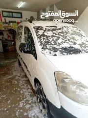  3 بيجو بارتنر 2010