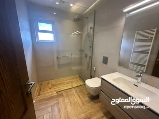  2 شقة محدثة بالكامل للايجار في منطقة الشميساني ( Property 36902 ) سنوي فقط