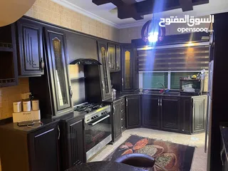  11 شقه للبيع الجبيهه شبه ارضي  حي ام زويتينه تشطيب سوبر ديلوكس البيع بداعي السفر