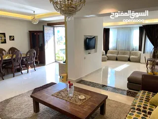  2 ام السماق شقة ارضية مع تراس و كراج خاص للبيع