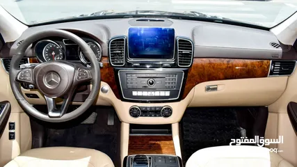  10 Mercedes GLS 450 2019 with panorama
