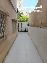  12 شقه للايجار