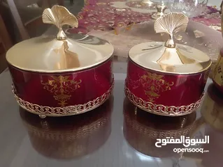  1 مضايف عدد 2 شبه جديد 25 دينار