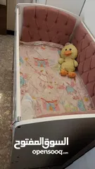  5 سرير اطفال نظيف جدا استعمال قليل