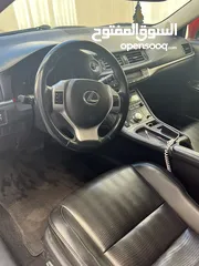  8 (للتواصل على الرقم).   Lexus ct 2013 for sale