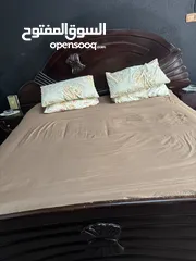  4 أثاث مستعمل بحالة ممتازة للبيع
