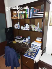  1 مكتب شباب عدد 2 مع ارف مستعمل للبيع