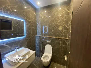  3 شقة أرضيه للبيع في اجمل مناطق شفا بدران مع ترس و مدخل خاص