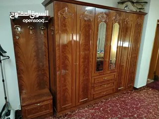  11 اثاث مستعمل في حالة ممتازة