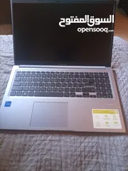  1 لاب توب مستعمل 5 اشهر ASUS Vivobook شبه جديد مع كرتونتو و شاحنو الأصلي